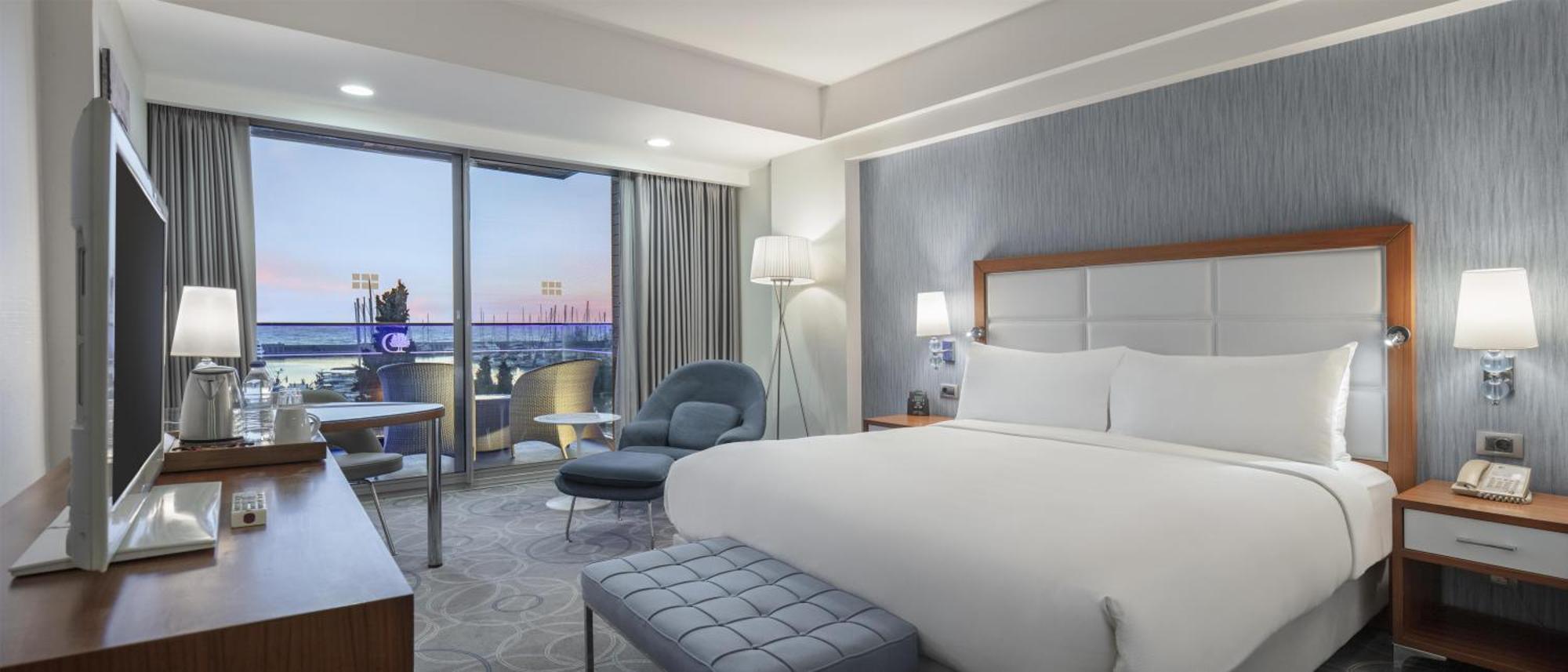 King Deluxe Room Marina View